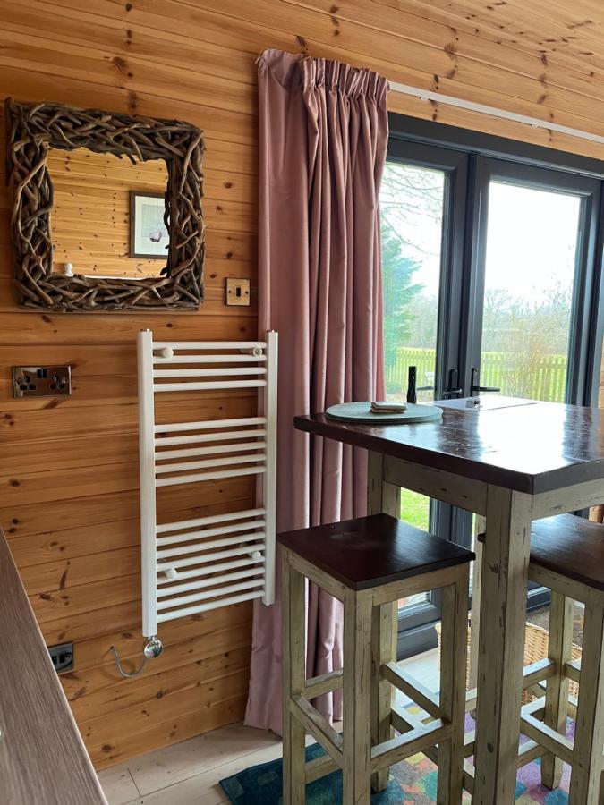 Self Contained Garden Studio With Stunning Views سيسينغورست المظهر الخارجي الصورة
